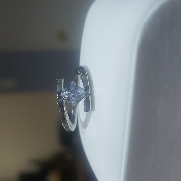 Ring 💍 Size 7 - Picture 5 of 13